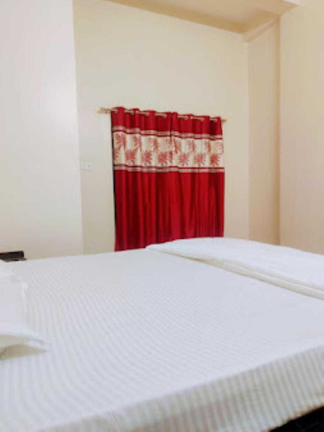 Hotel Hariram Tower Wardha Ngoại thất bức ảnh